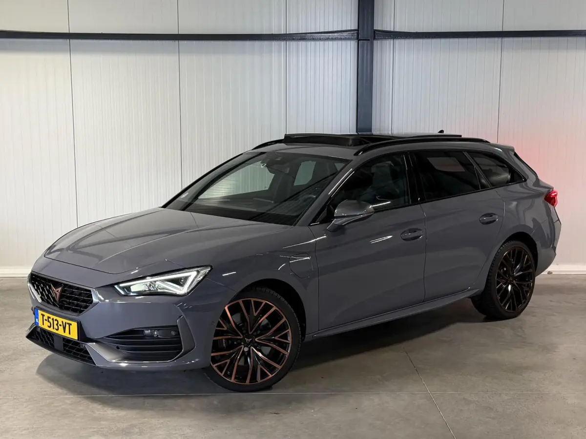1.4 e-Hybrid VZ Copper Edition Pano