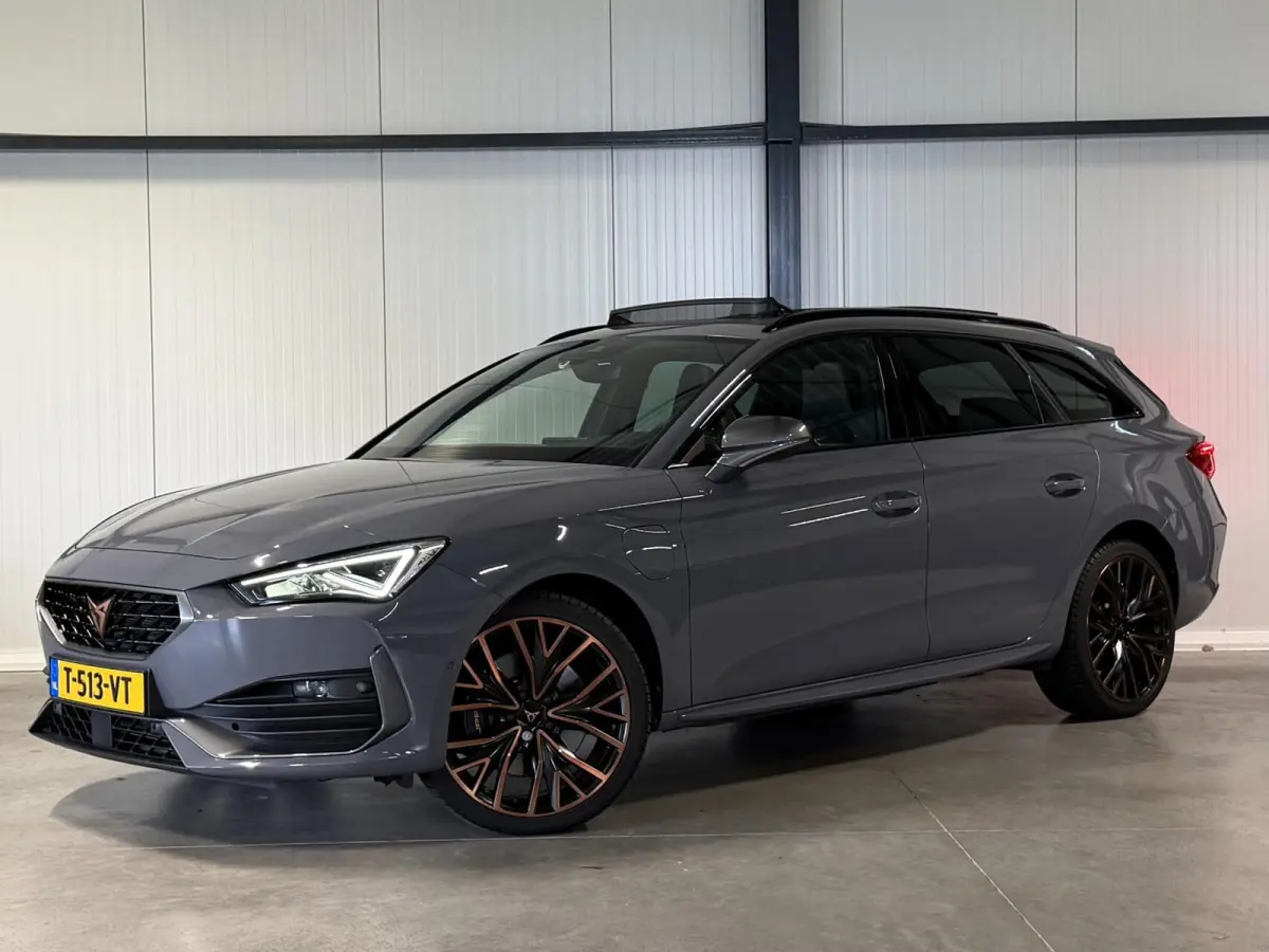 1.4 e-Hybrid VZ Copper Edition Pano