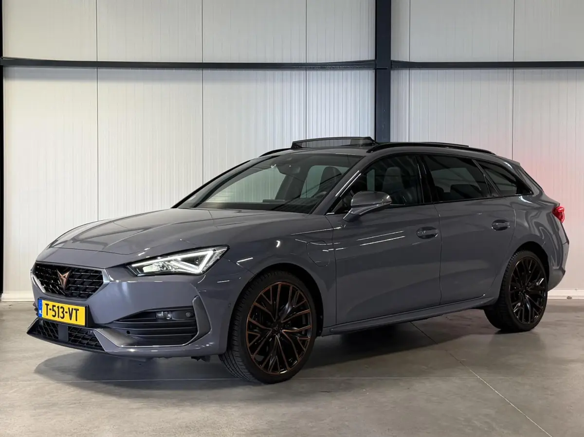 1.4 e-Hybrid VZ Copper Edition Pano