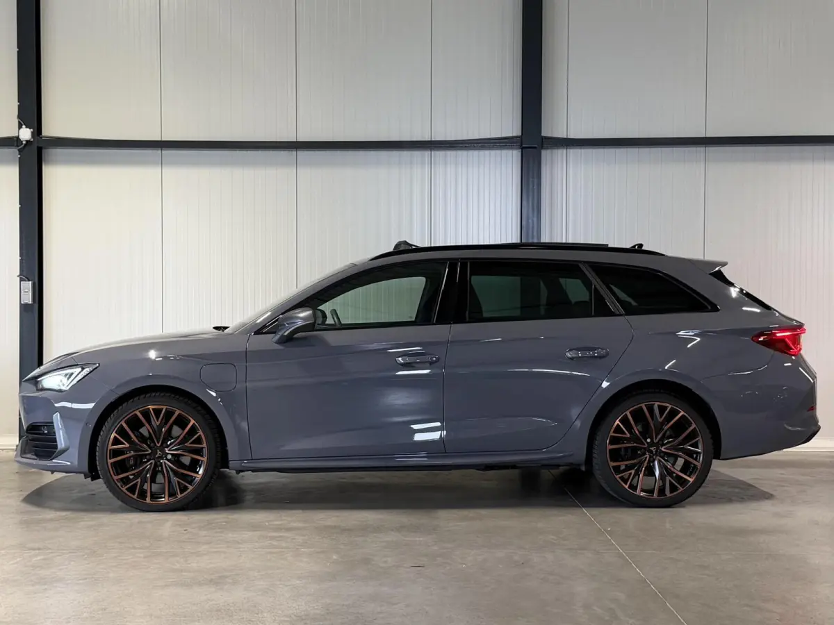 1.4 e-Hybrid VZ Copper Edition Pano