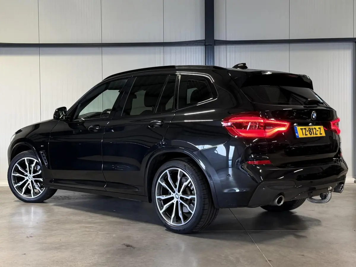 xDrive20i High Executive M-sport Pano Trekhaak H/K
