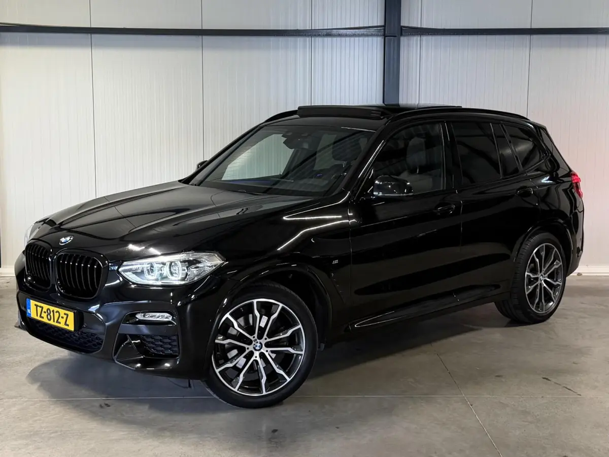 xDrive20i High Executive M-sport Pano Trekhaak H/K