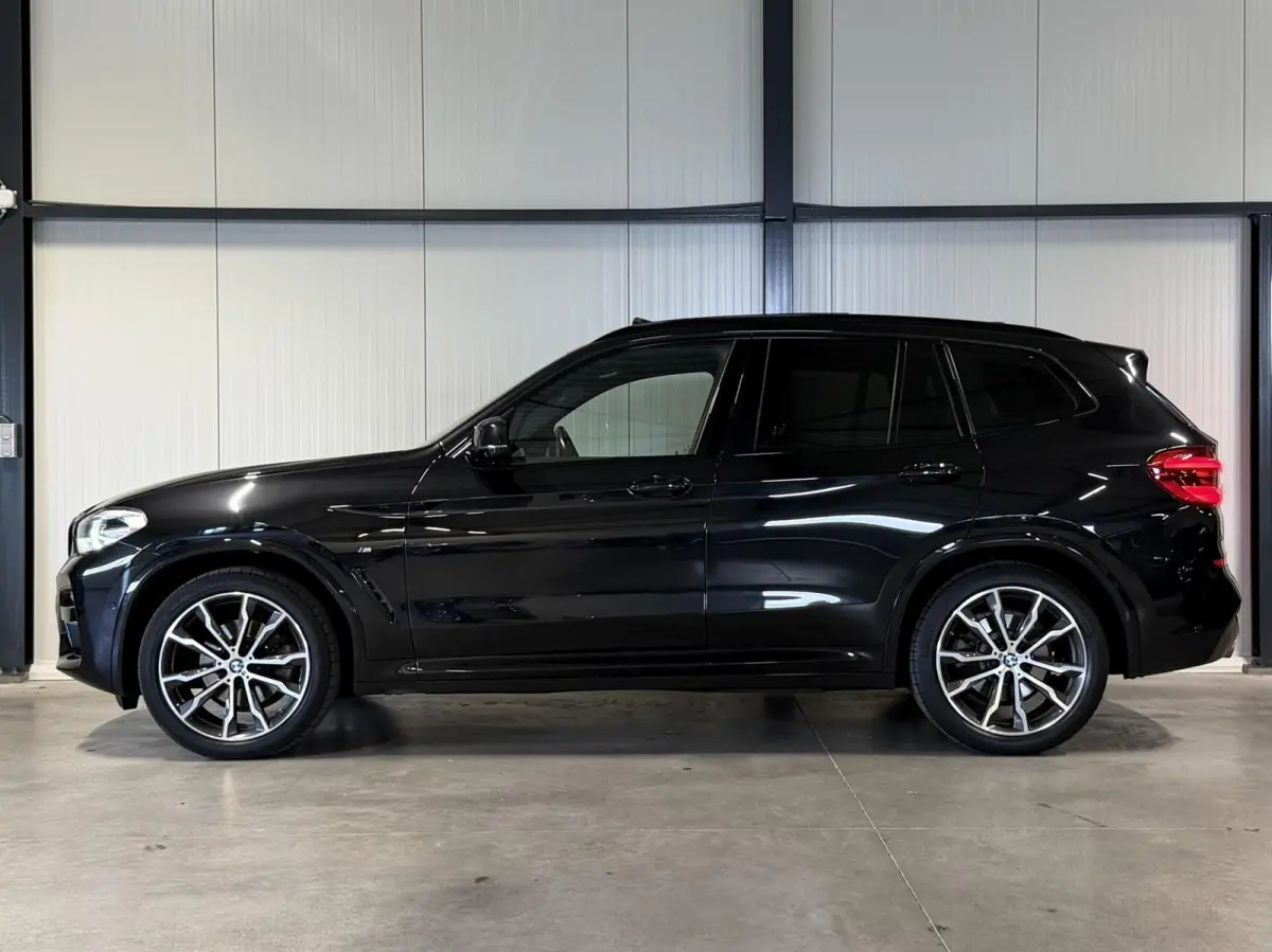 xDrive20i High Executive M-sport Pano Trekhaak H/K
