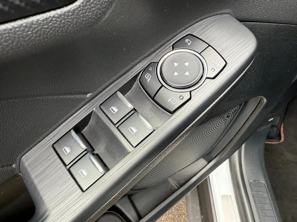 2.5 243pk PHEV ST-Line X Navi, Trekhaak, 36-gr camera, HUD, Adoptieve LED etc.