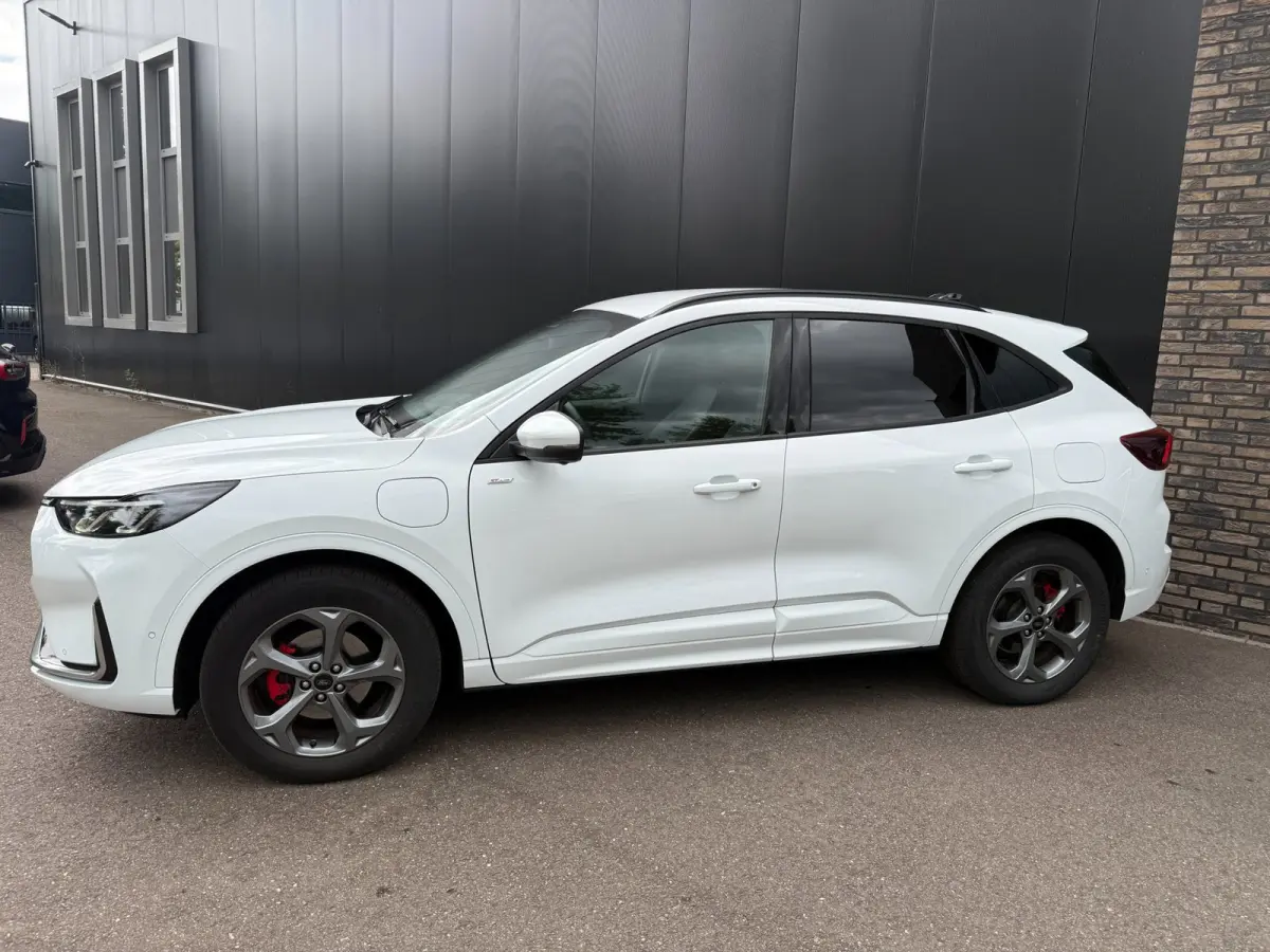 2.5 243pk PHEV ST-Line X Navi, Trekhaak, 36-gr camera, HUD, Adoptieve LED etc.