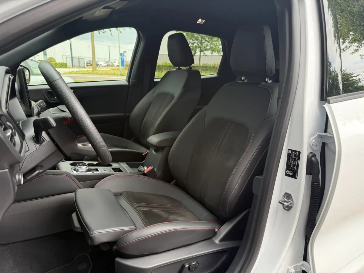 2.5 243pk PHEV ST-Line X Navi, Trekhaak, 36-gr camera, HUD, Adoptieve LED etc.