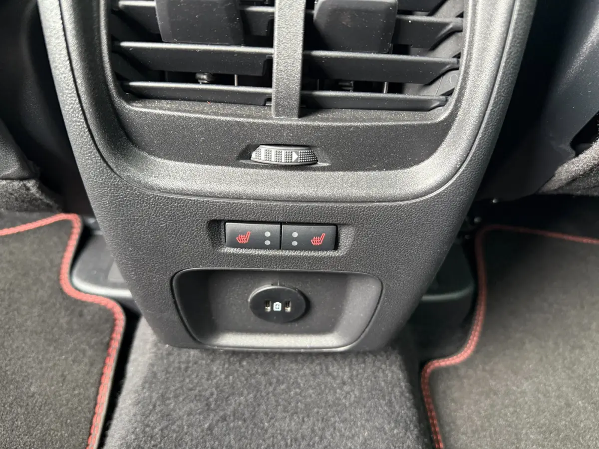 2.5 243pk PHEV ST-Line X Navi, Trekhaak, 36-gr camera, HUD, Adoptieve LED etc.