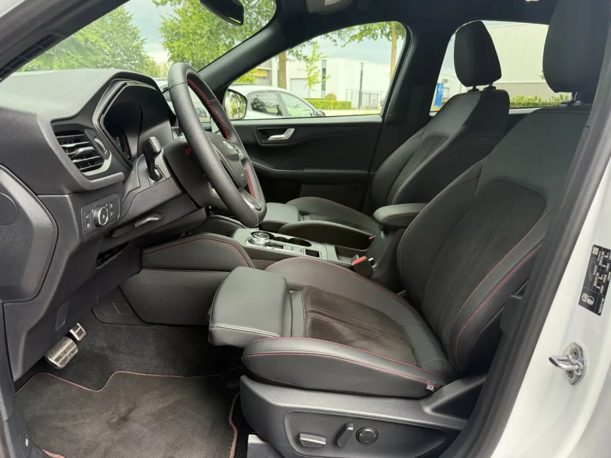 2.5 243pk PHEV ST-Line X Navi, Trekhaak, 36-gr camera, HUD, Adoptieve LED etc.