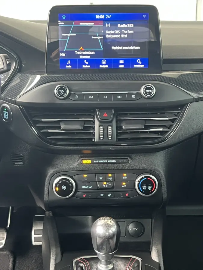 1.0 EcoBoost ST Line Business | NAVI | CARPLAY/ANDROID | CRUISE CONTROL | LMV 17'' | PDC V+A | STOEL/STUURVERWARMING | AIRCO | DAB | BLUETOOTH | ALL-SEASON BANDEN