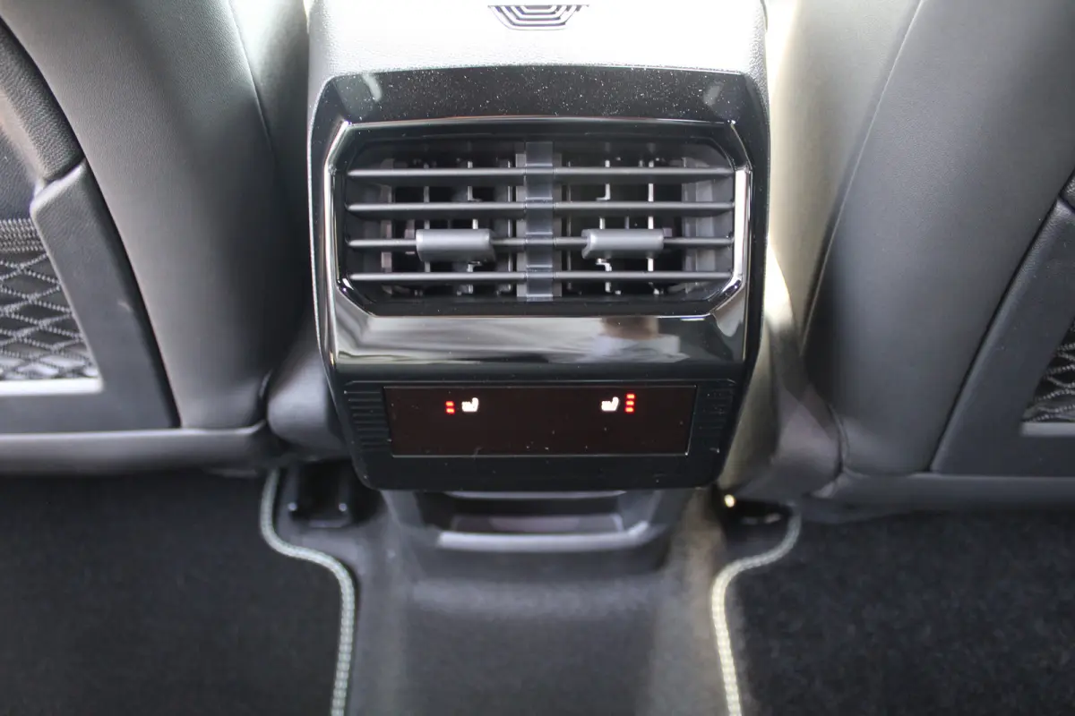 GT 1.6 Plug-In Hybrid AGR-Stoelen | 360 Graden Camera | Adaptive Cruise Control | Alcantara | Trekhaak