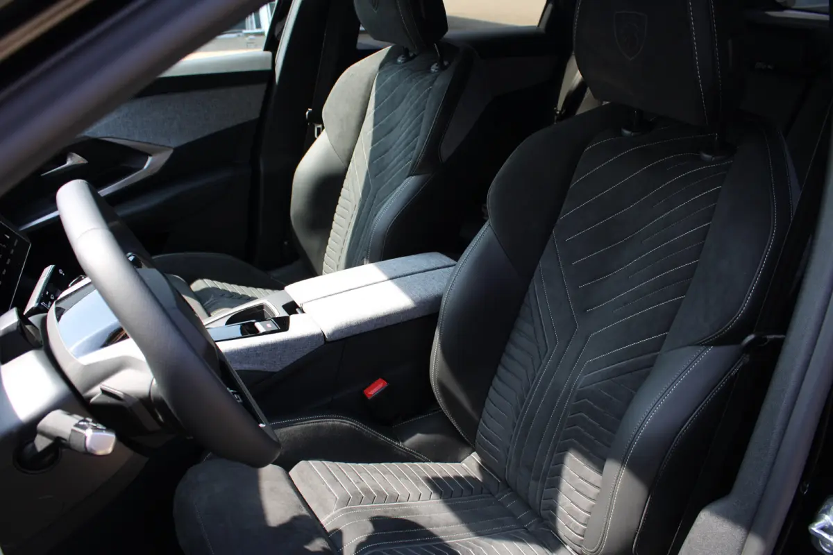 GT 1.6 Plug-In Hybrid AGR-Stoelen | 360 Graden Camera | Adaptive Cruise Control | Alcantara | Trekhaak