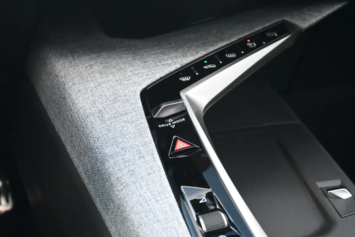 GT Exclusive | Adaptieve cruise control met Stop&Go functie | LED 3D-achterlichten | Pack Safety Plus