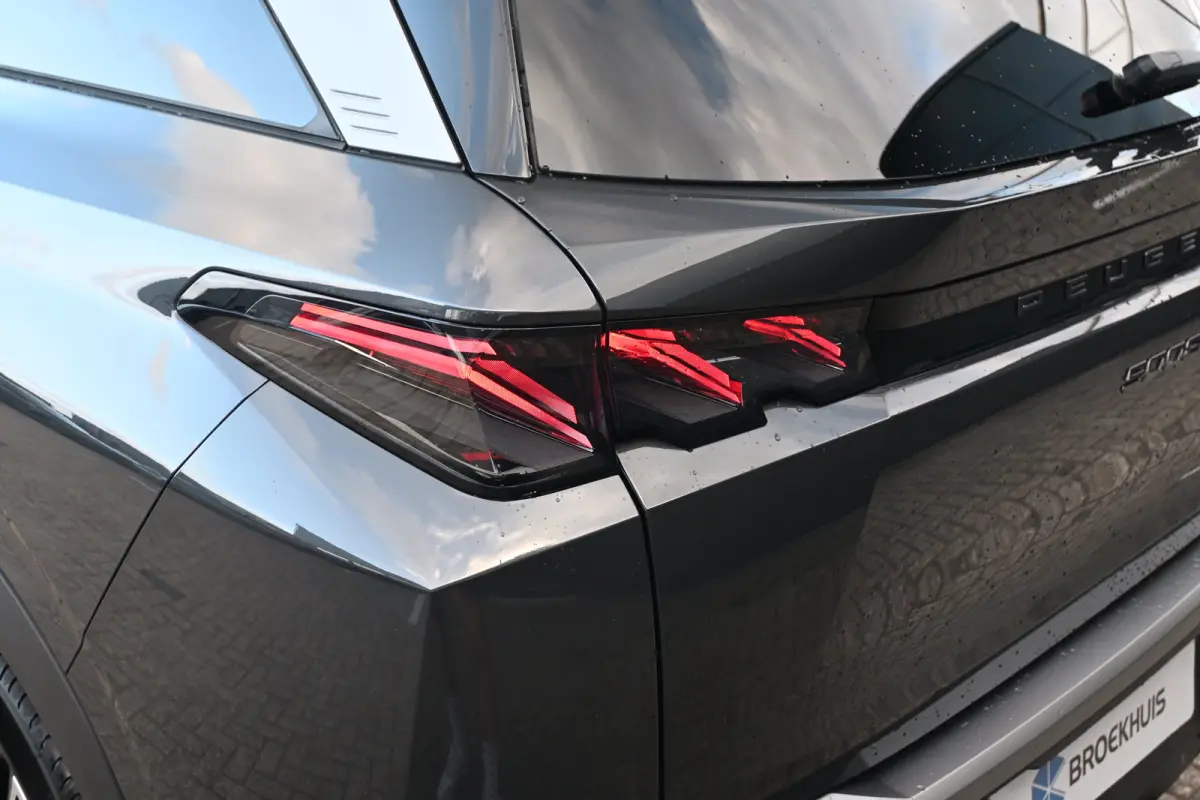 GT Exclusive | Adaptieve cruise control met Stop&Go functie | LED 3D-achterlichten | Pack Safety Plus