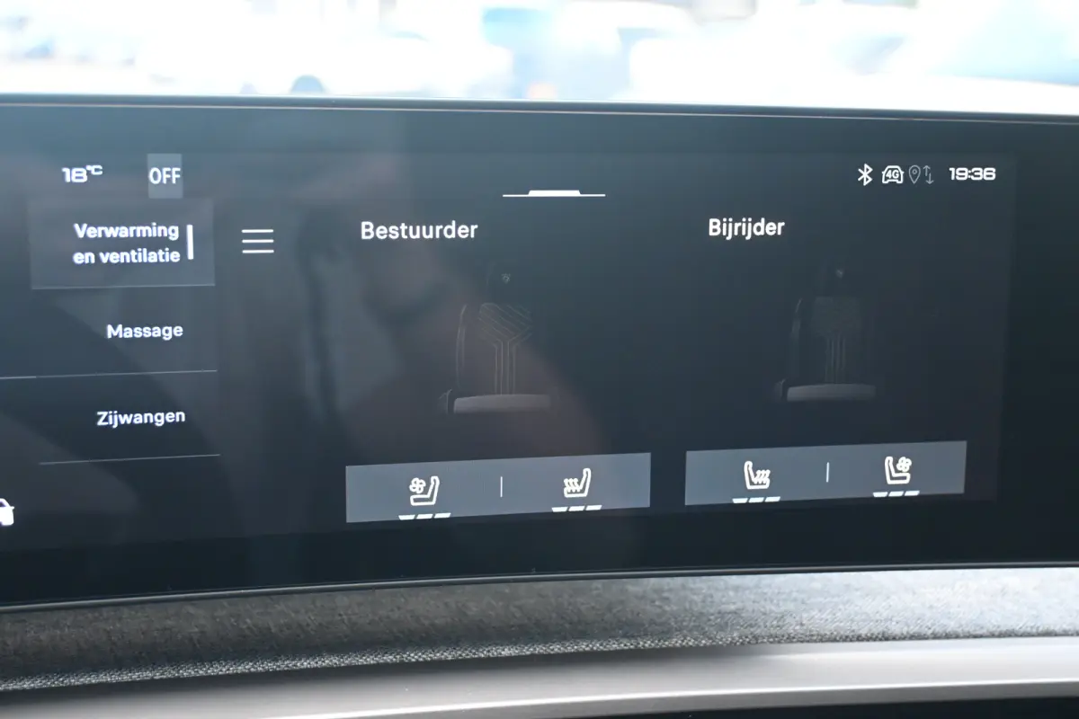 GT Exclusive | Adaptieve cruise control met Stop&Go functie | LED 3D-achterlichten | Pack Safety Plus