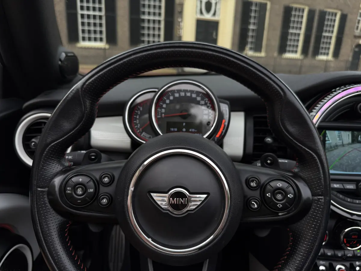 2.0 John Works Chili Aut. l ACC l Leder l Camera l Keyless l Harman/Kardon