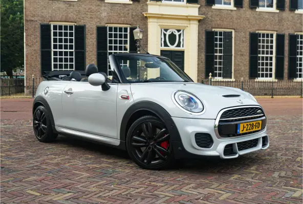 2.0 John Works Chili Aut. l ACC l Leder l Camera l Keyless l Harman/Kardon