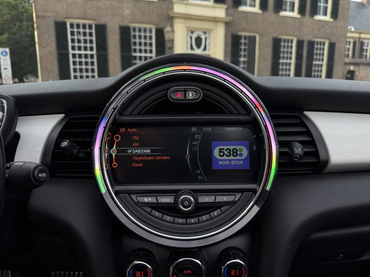 2.0 John Works Chili Aut. l ACC l Leder l Camera l Keyless l Harman/Kardon