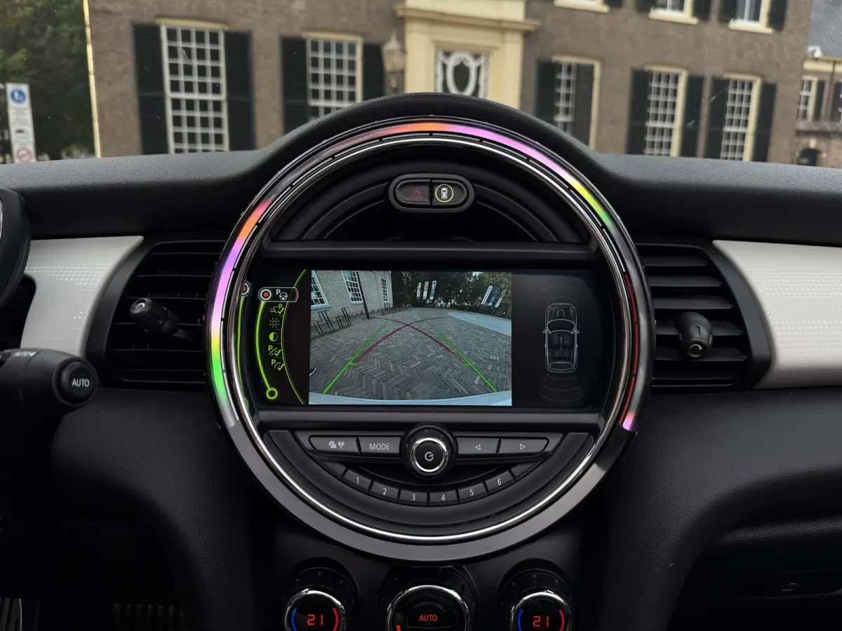 2.0 John Works Chili Aut. l ACC l Leder l Camera l Keyless l Harman/Kardon