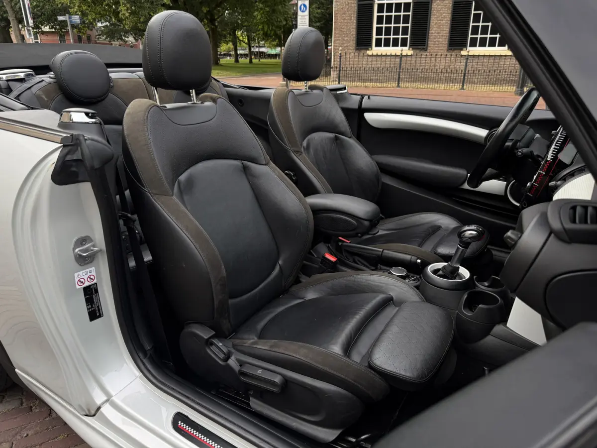 2.0 John Works Chili Aut. l ACC l Leder l Camera l Keyless l Harman/Kardon