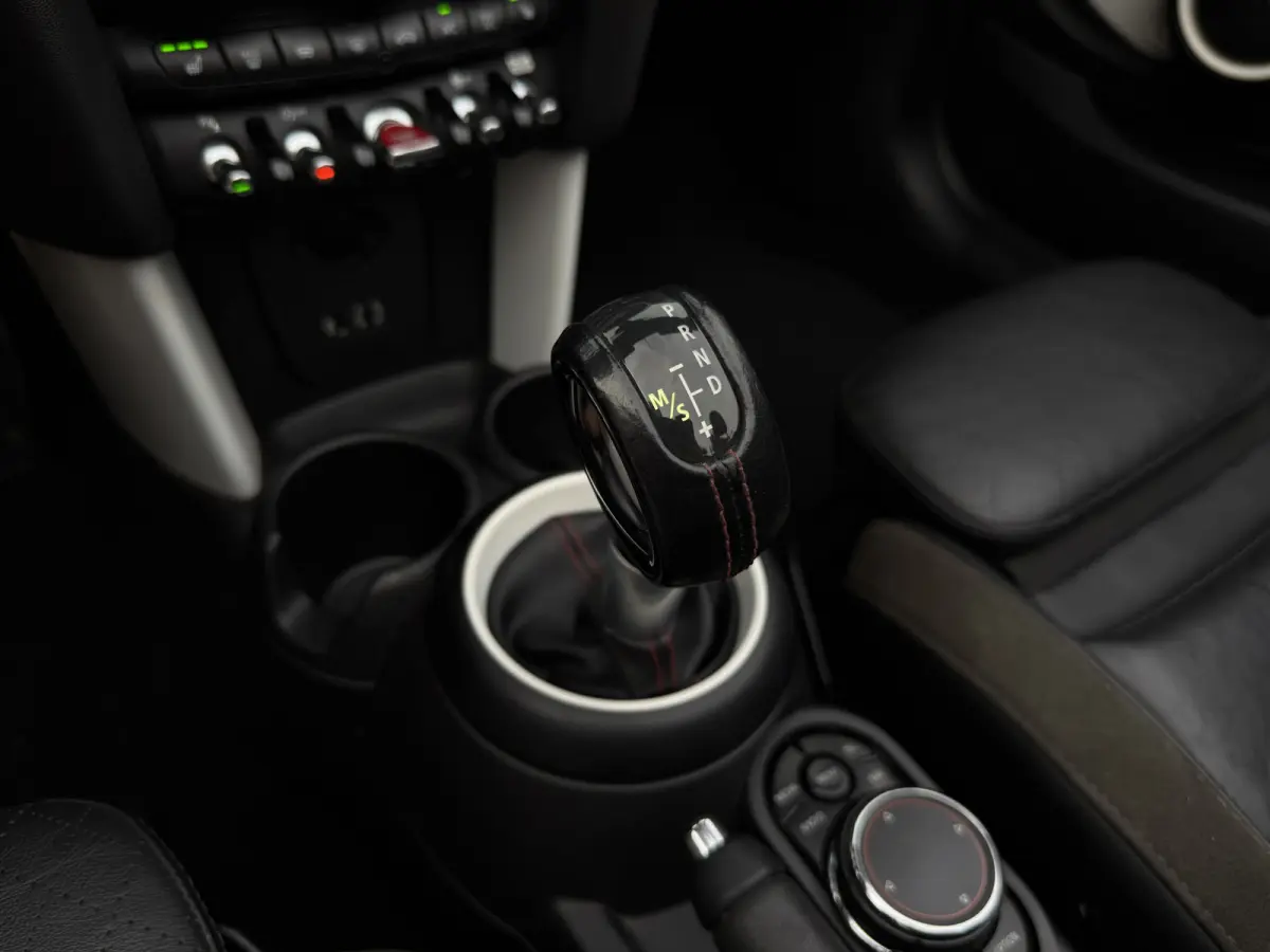 2.0 John Works Chili Aut. l ACC l Leder l Camera l Keyless l Harman/Kardon