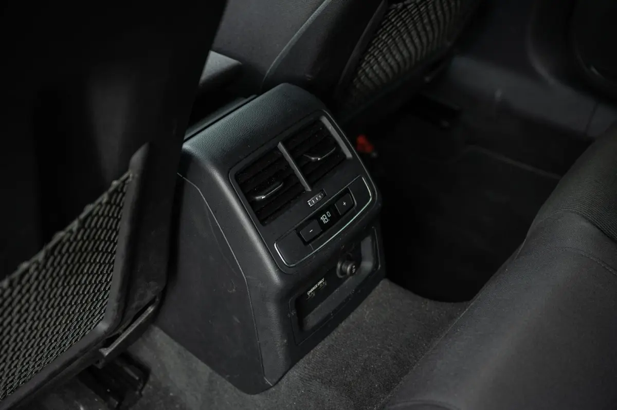 35 TFSI Pro Line TREKHAAK LED NAVI CRUISE