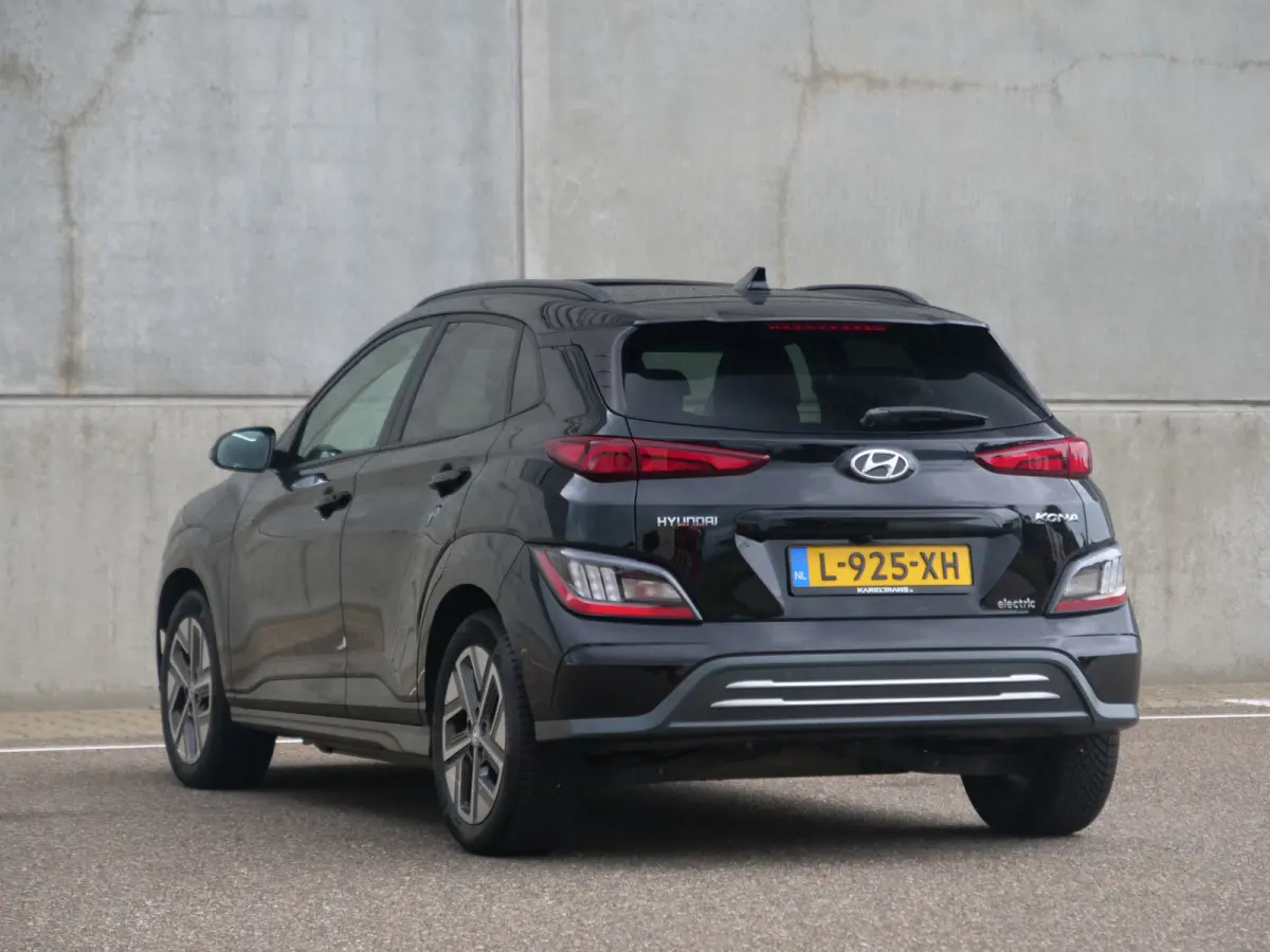 EV Premium Sky 64 kWh | schuifdak | leder | krell sound | slechts 36.000km..