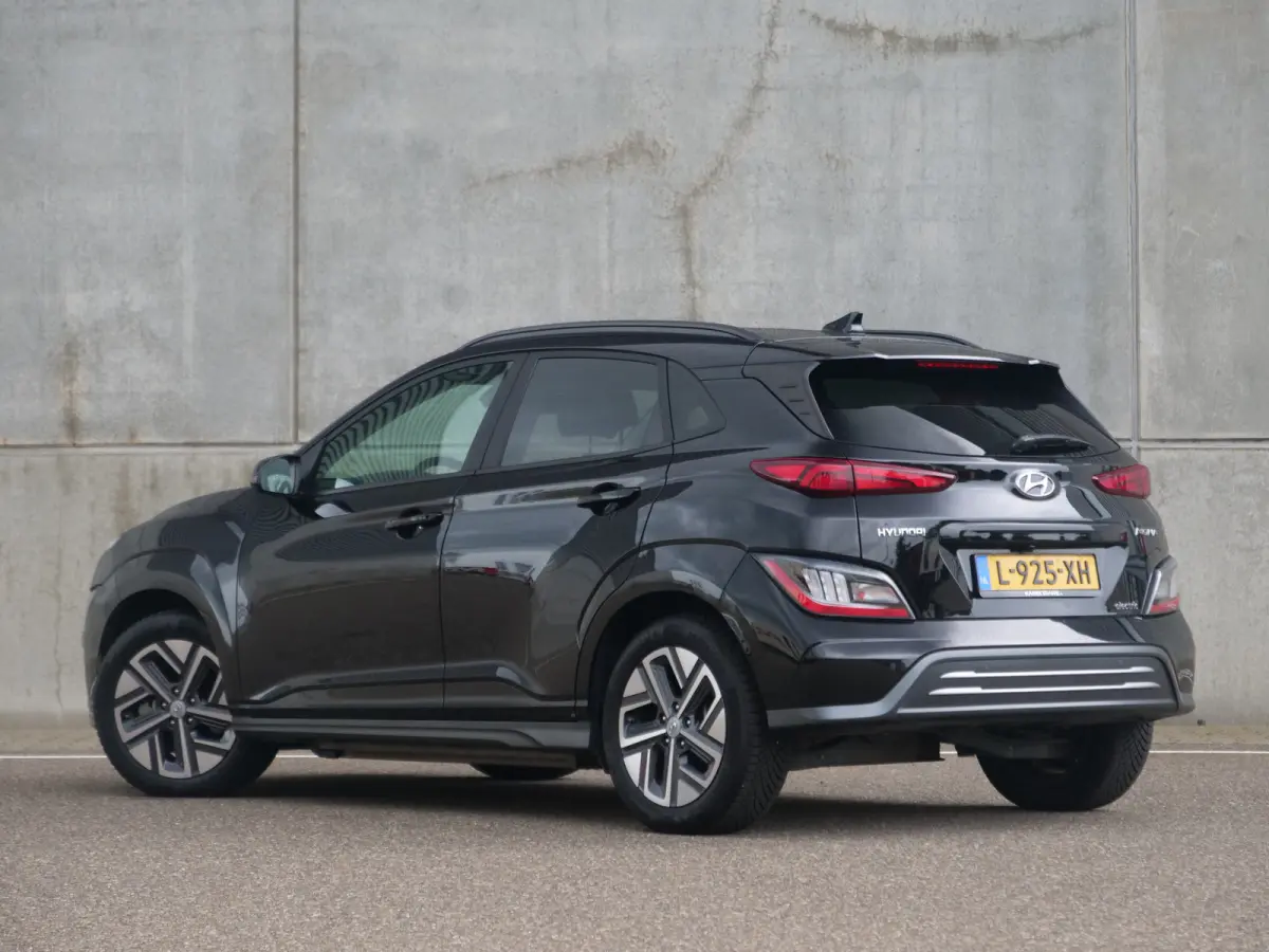 EV Premium Sky 64 kWh | schuifdak | leder | krell sound | slechts 36.000km..
