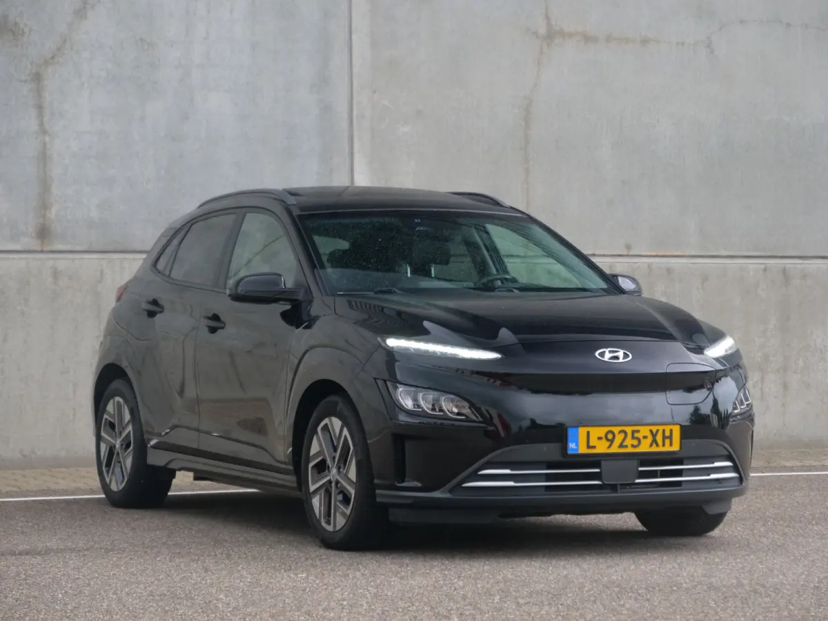 EV Premium Sky 64 kWh | schuifdak | leder | krell sound | slechts 36.000km..