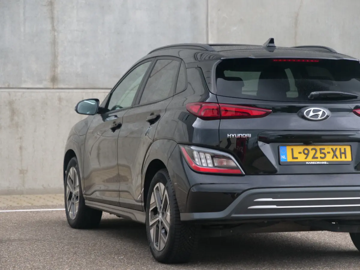 EV Premium Sky 64 kWh | schuifdak | leder | krell sound | slechts 36.000km..