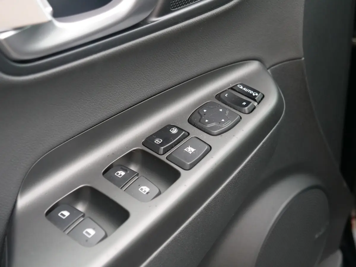 EV Premium Sky 64 kWh | schuifdak | leder | krell sound | slechts 36.000km..