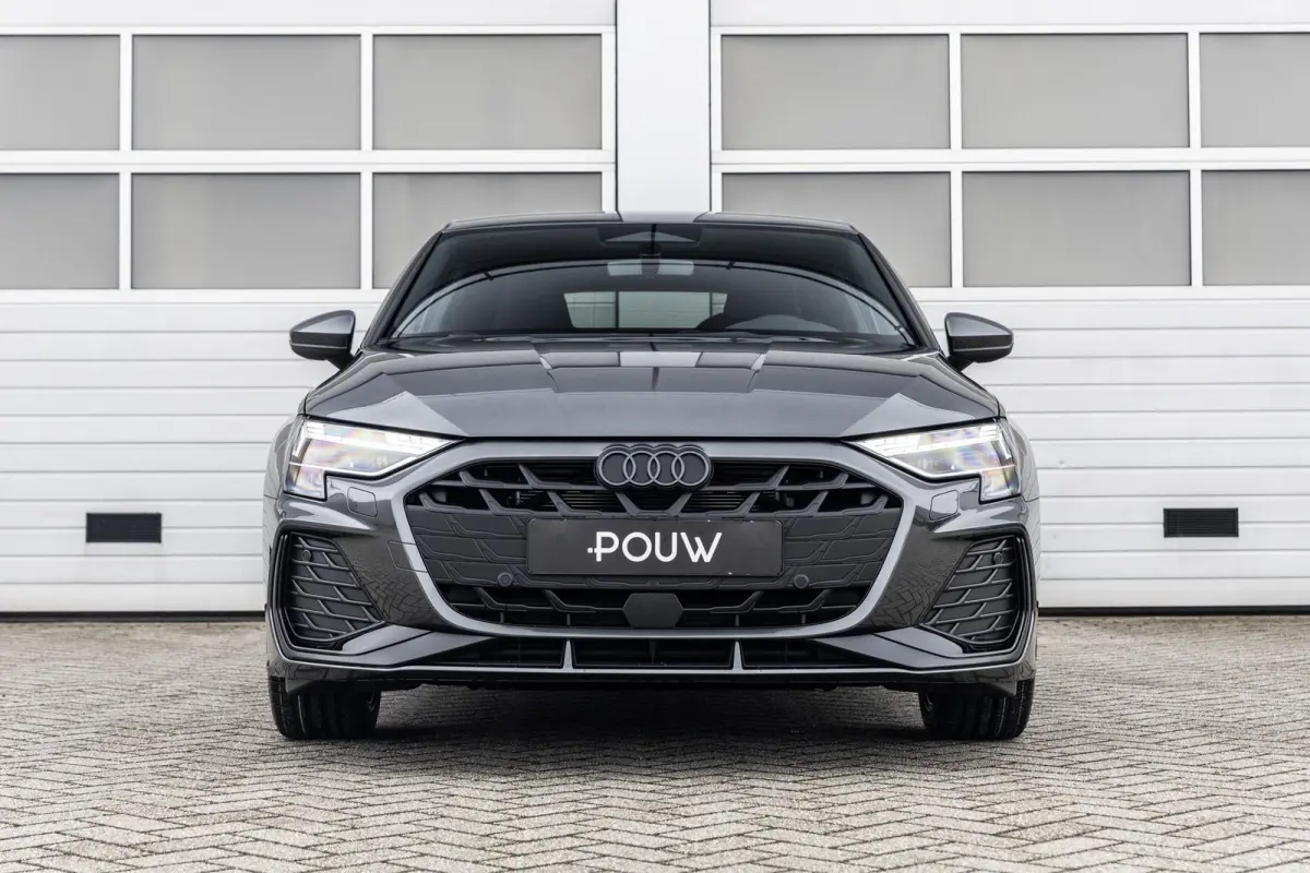30 TFSI 116pk S-tronic S edition | 18 inch velgen | Lichtpakket Pro | Stoelverwarming