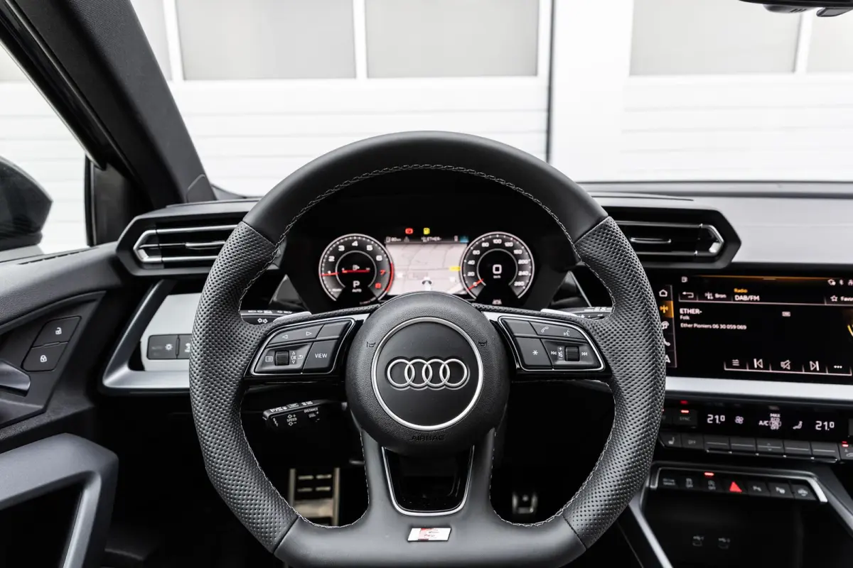30 TFSI 116pk S-tronic S edition | 18 inch velgen | Lichtpakket Pro | Stoelverwarming