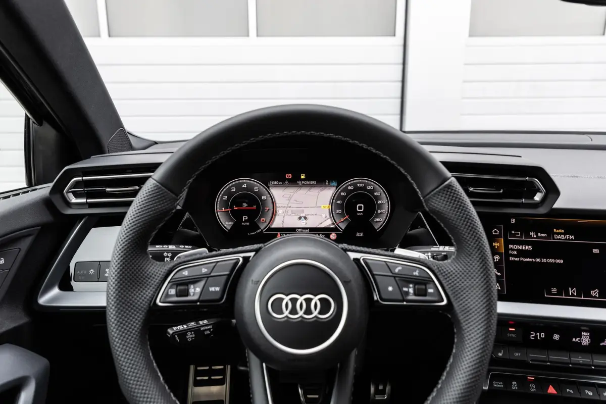 30 TFSI 116pk S-tronic S edition | 18 inch velgen | Lichtpakket Pro | Stoelverwarming