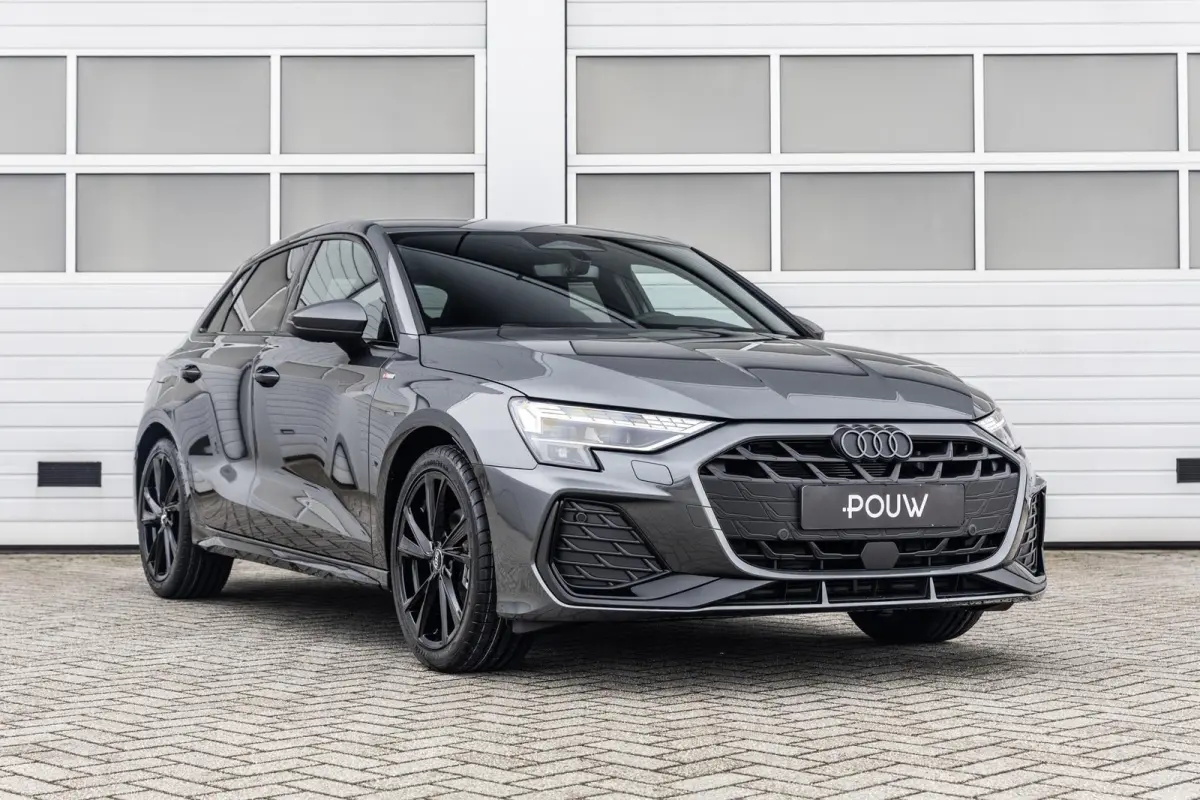 30 TFSI 116pk S-tronic S edition | 18 inch velgen | Lichtpakket Pro | Stoelverwarming