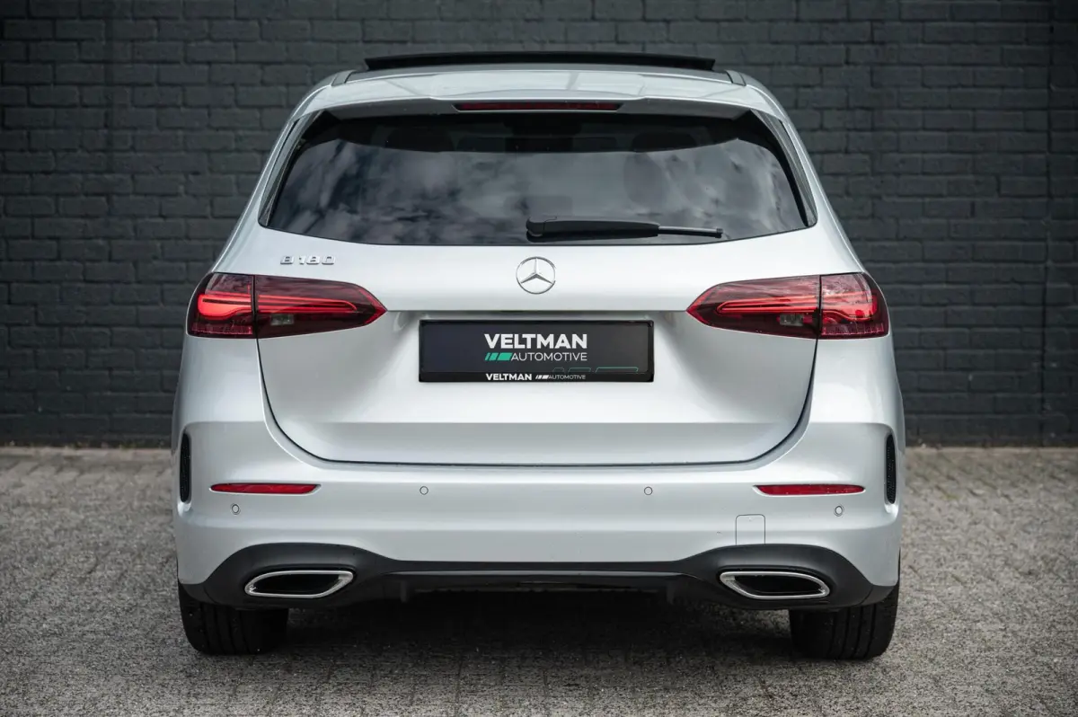 180 AMG LINE PANORAMADAK TREKHAAK HEAD UP 360 CAMERA STOELVERWARMING