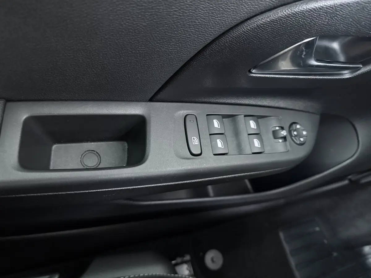 1.2 Turbo Hybrid GS 145pk | Achteruitrijcamera | Apple Carplay/Android Auto|telefoonintegratie premium | Cruise control