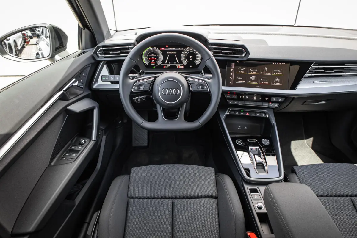 40 TFSI e 204pk Advanced edition | LMV 18'' | Panoramadak