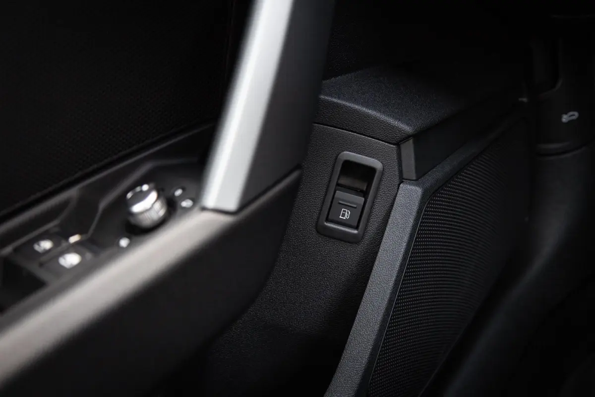 40 TFSI e 204pk Advanced edition | LMV 18'' | Panoramadak