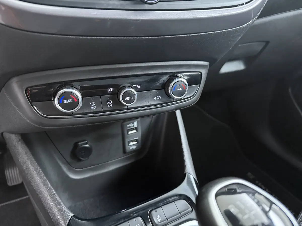 1.2 Turbo Elegance | Apple Carplay/Android Auto|telefoonintegratie premium | Cruise control | Electronic climate controle