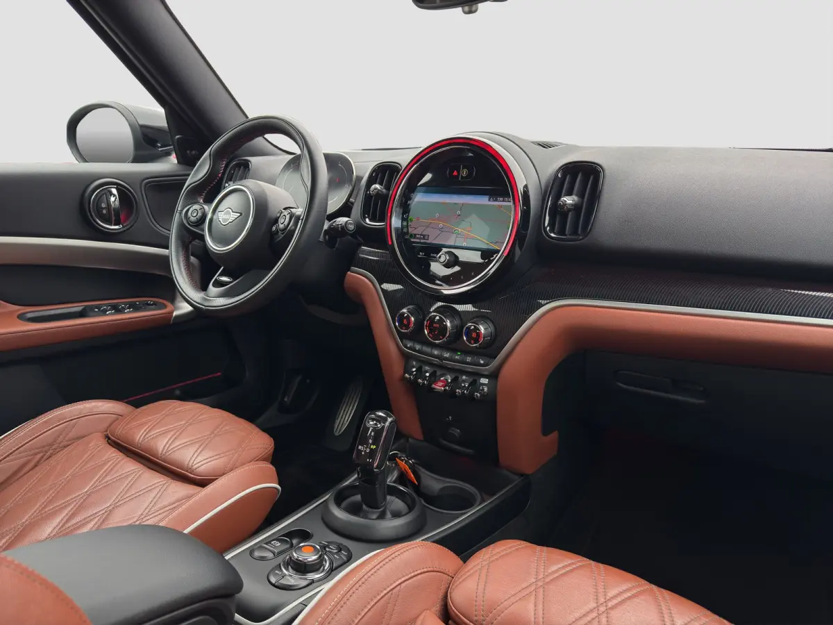 Cooper Chili | PANORAMADAK | STOELVERWARMING | HEAD-UP | PARKEERSENSOREN V+A | LMV 19" | NAVI | APPLE CARPLAY / ANDROID AUTO |