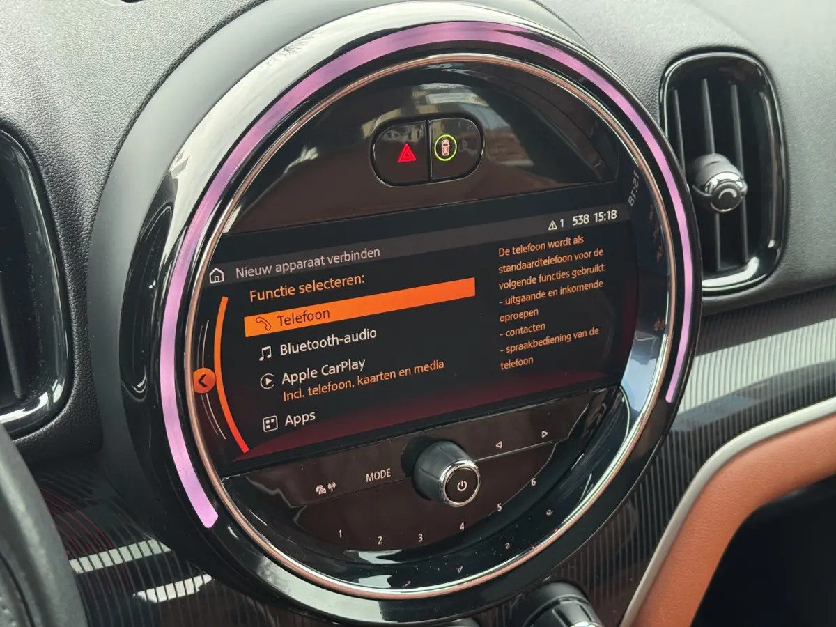 Cooper Chili | PANORAMADAK | STOELVERWARMING | HEAD-UP | PARKEERSENSOREN V+A | LMV 19" | NAVI | APPLE CARPLAY / ANDROID AUTO |