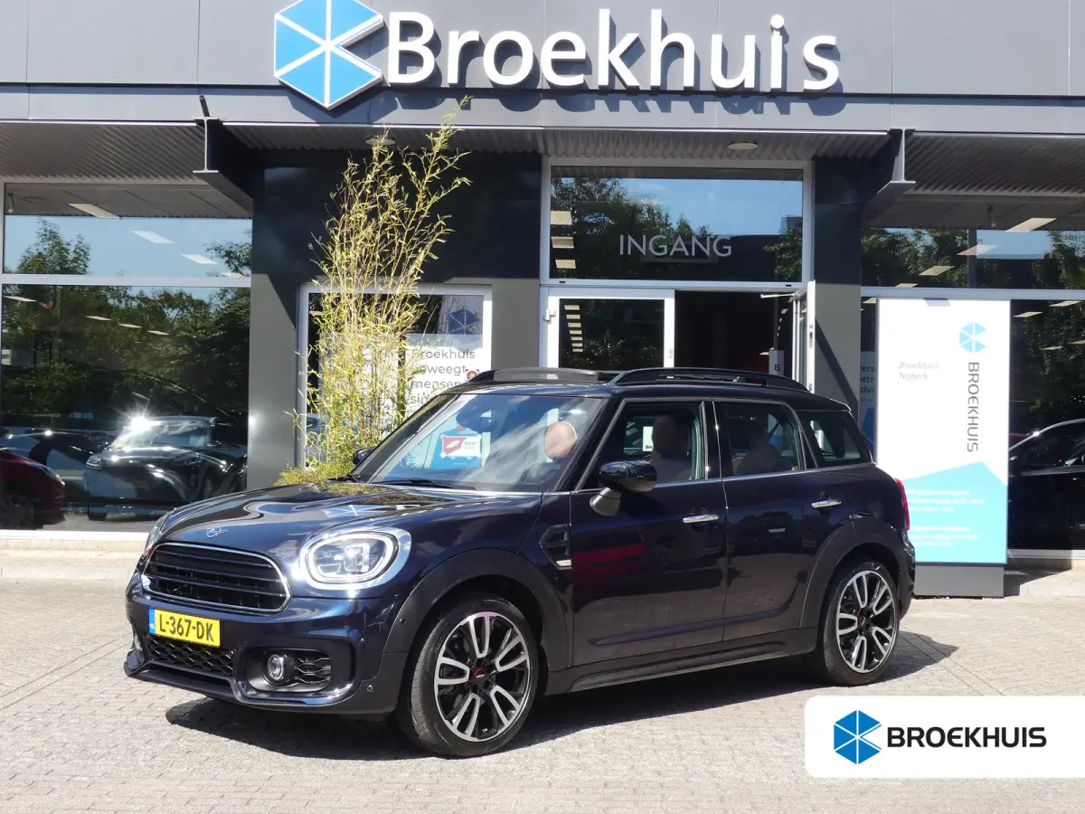 Cooper Chili | PANORAMADAK | STOELVERWARMING | HEAD-UP | PARKEERSENSOREN V+A | LMV 19" | NAVI | APPLE CARPLAY / ANDROID AUTO |