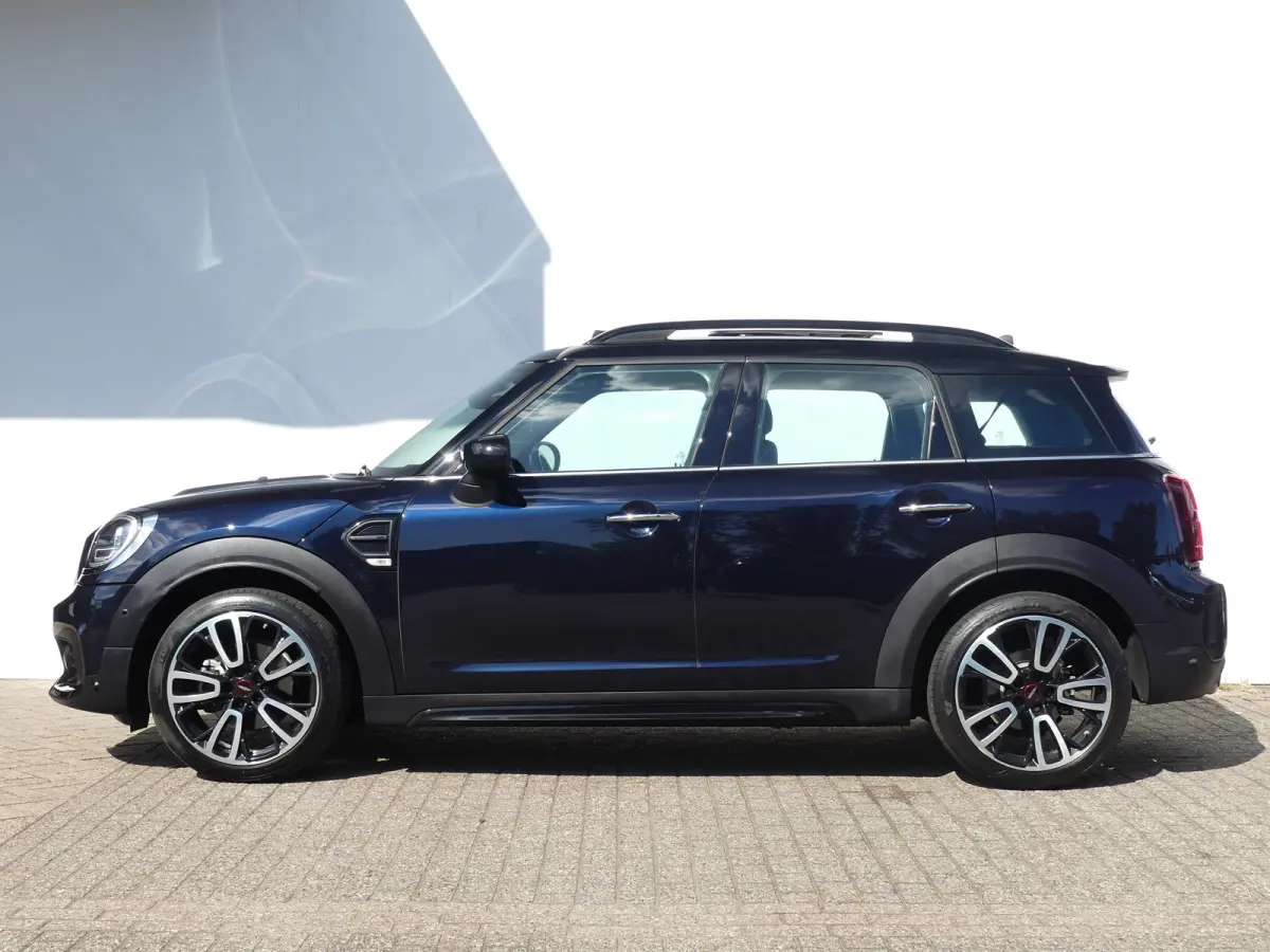 Cooper Chili | PANORAMADAK | STOELVERWARMING | HEAD-UP | PARKEERSENSOREN V+A | LMV 19" | NAVI | APPLE CARPLAY / ANDROID AUTO |