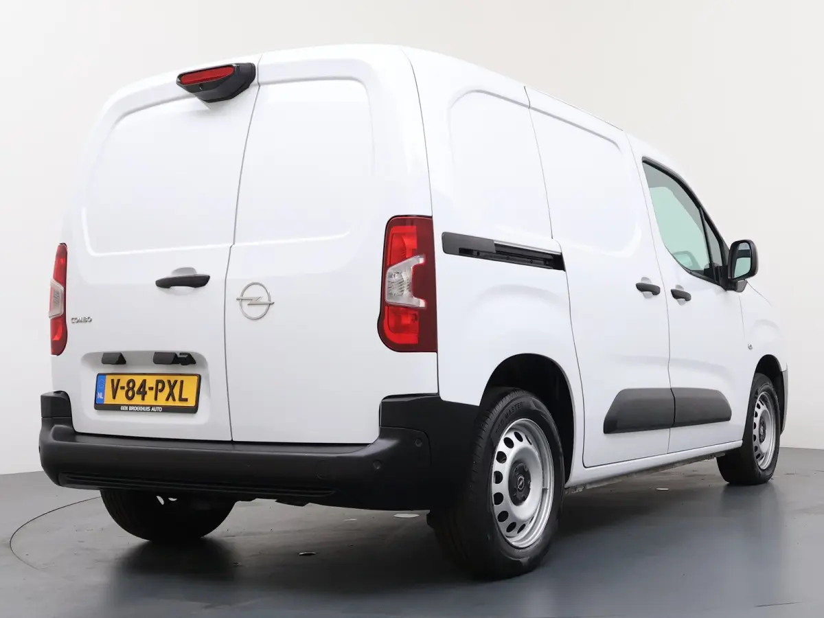 1.5D L1 130pk automaat | Achteruitrijcamera | Cruise control | Dodehoek detectie
