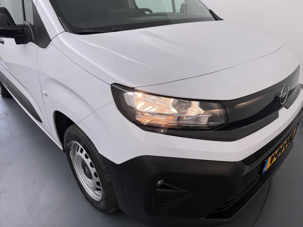 1.5D L1 130pk automaat | Achteruitrijcamera | Cruise control | Dodehoek detectie