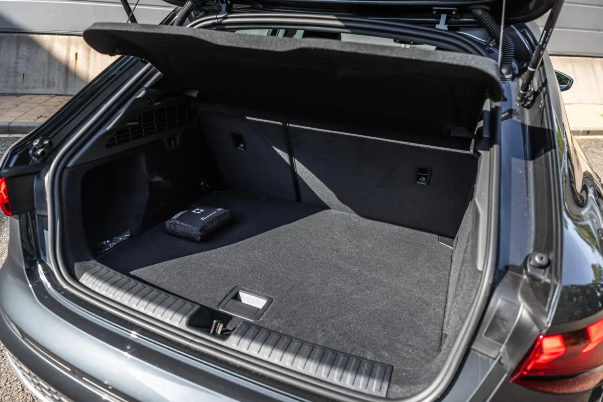 30 TFSI 115pk Advanced Edition | Assistentie Pakket