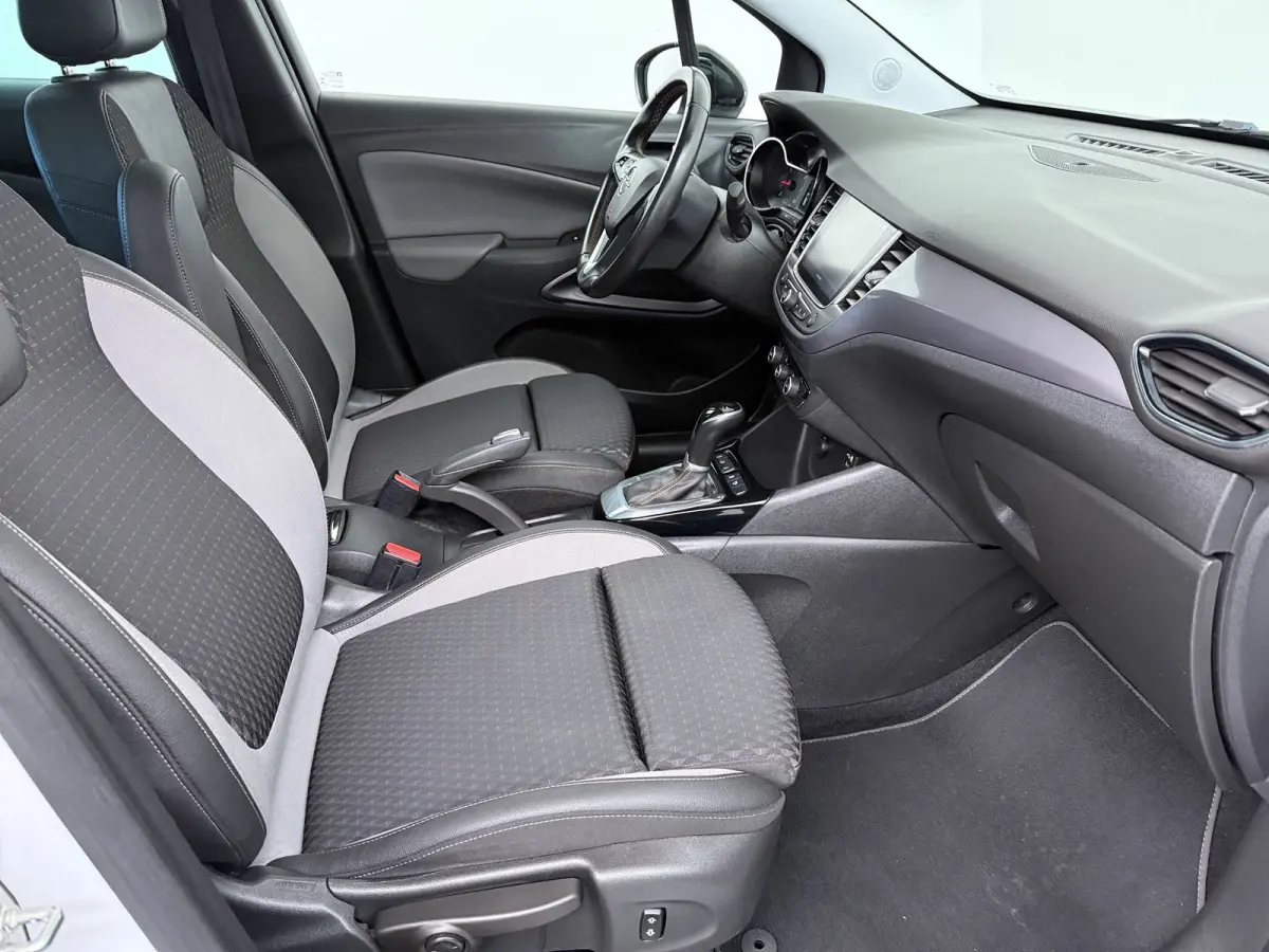 1.2 Turbo Innovation | Airco (automatisch) | Cruise control | Lichtmetalen velgen 16"