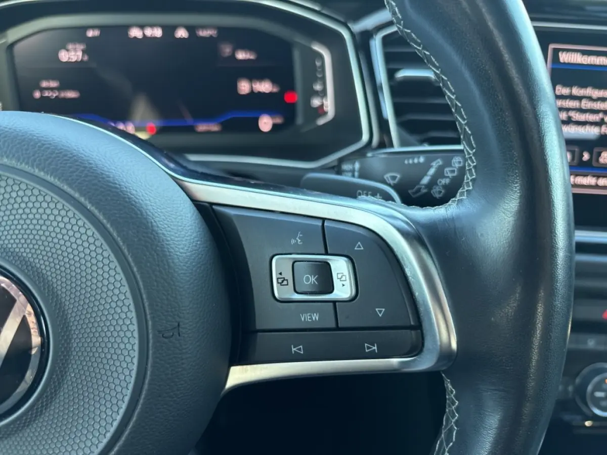 1.5 TSI DSG SPORT PANO-DAK/TREKHAAK/CAMERA/ELEK-KLEP/DIG-DASH/ACC/BEATS