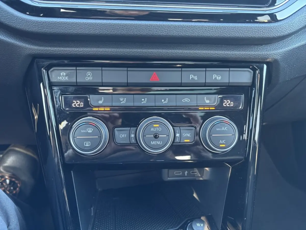 1.5 TSI DSG SPORT PANO-DAK/TREKHAAK/CAMERA/ELEK-KLEP/DIG-DASH/ACC/BEATS