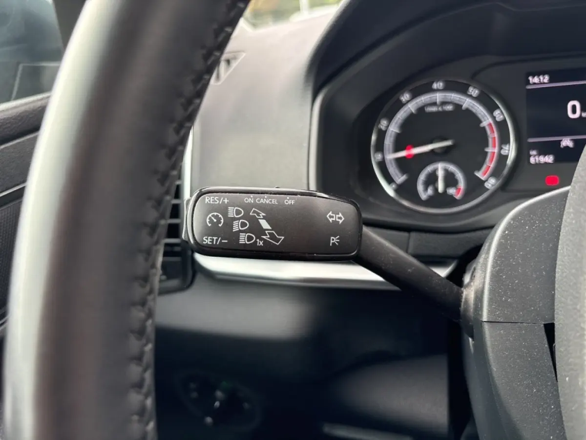 1.0 TSI CLEVER PDC/CRUISE/LED/STOELVERW-VOOR+ACHTER/CARPLAY